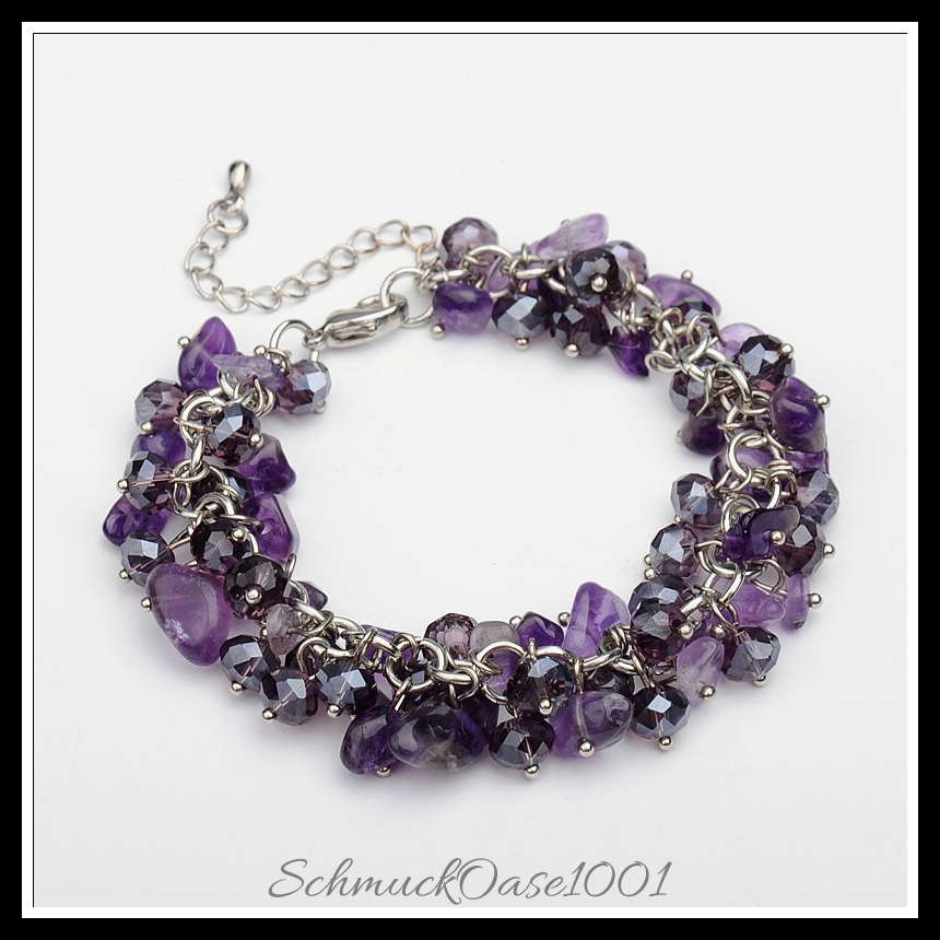 Amethyst armband mit glasperlen & messing-karabiner in den farben amethyst, glasperlen, messing, hummerklauenverschluss, schwanzkette