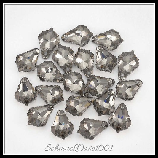 K9 glas strass anhänger – ahornblatt / 16x11.5x5.5 mm / 2 stück, in der farbe silber schatten