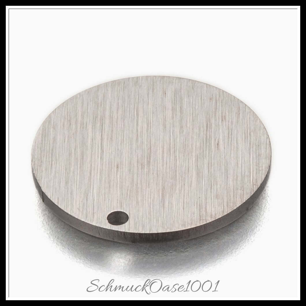 Edelstahl anhänger – flachrund – laserschnitt / 15x1 mm / 24 stück, aus edelstahl 304 / flachrund, doppelseitig, laserschnitt, stempelbar in der farbe edelstahl farbe und größe 15x1 mm, loch: 1.2 mm / 24 st.
