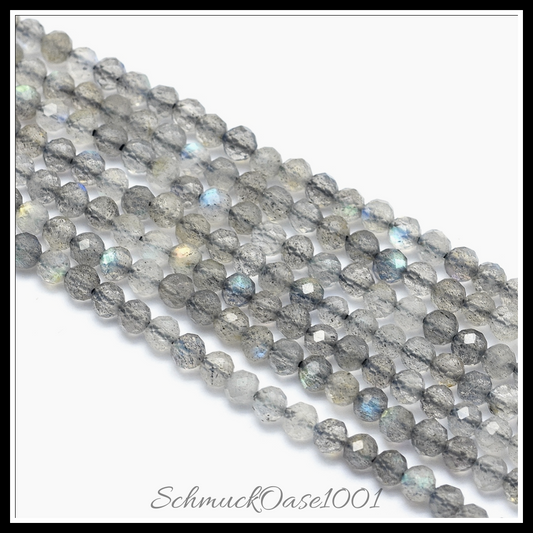 Natur labradorit perlen stränge – facettiert, 4-4.5 mm, 2 stränge in den farben natur labradorit, facettiert, rund, ausdrucksstark und ideal für auffällige designs