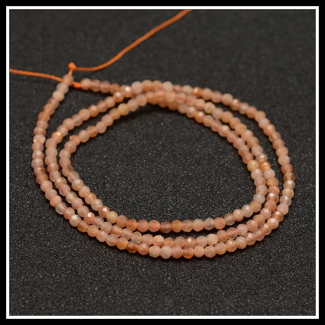 Natürliche sunstone perlen – facettiert, rund, 2 mm, 2 stränge, ausdrucksstark und ideal für auffällige designs