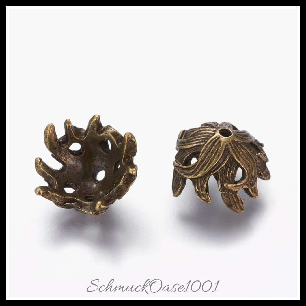 Tibetische perlenkappen & kegel – blume / 10x15x15 mm / 30 stück, aus legierung / tibetisch, kegel, blume, bleifrei, nickelfrei in der farbe antik bronze und größe 10x15x15 mm, loch: 2 mm / 30 st.