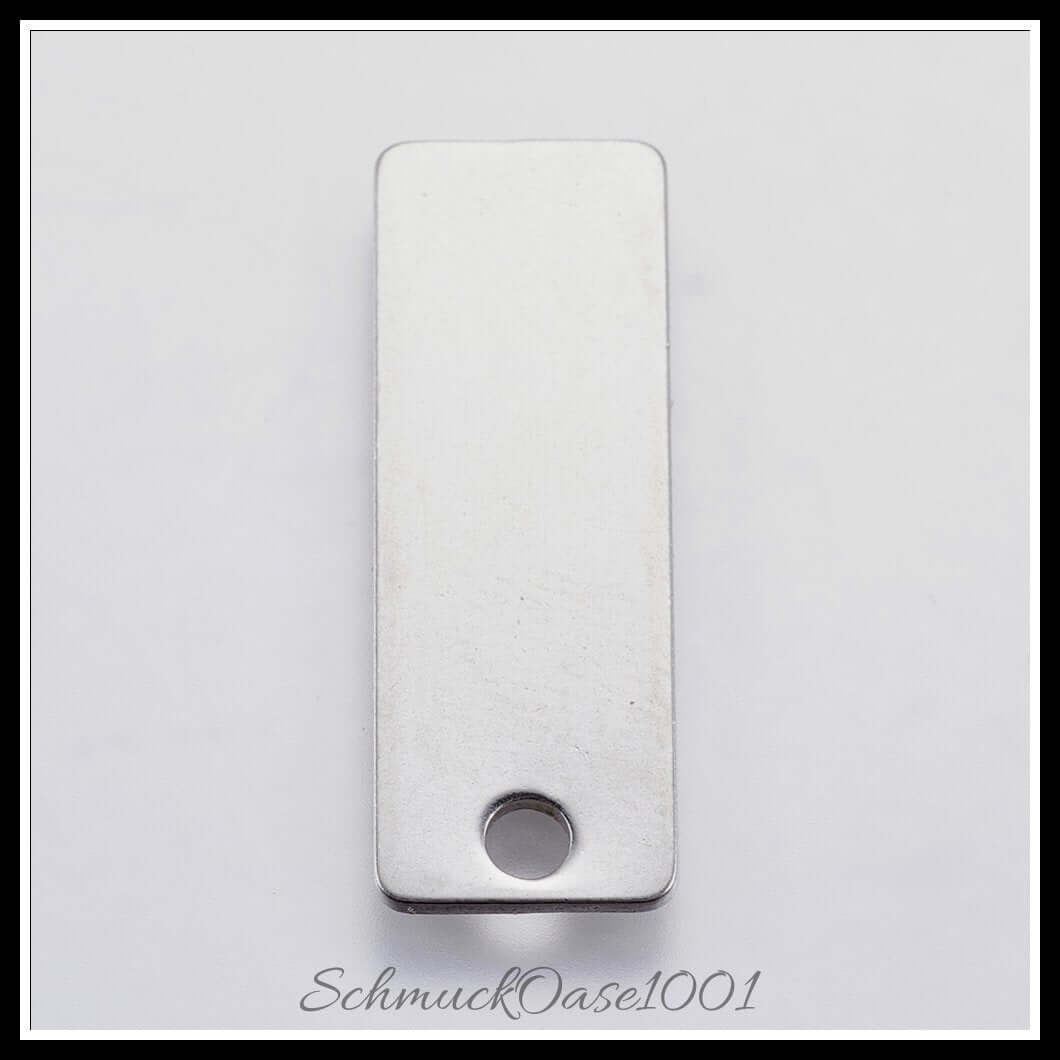 Edelstahl anhänger – rechteck – leer zum stempeln / 25x9x1 mm / 28 stück, aus edelstahl 304 / rechteck, stempelbar in der farbe edelstahl farbe und größe 25x9x1 mm, loch: 2.5 mm / 28 st.