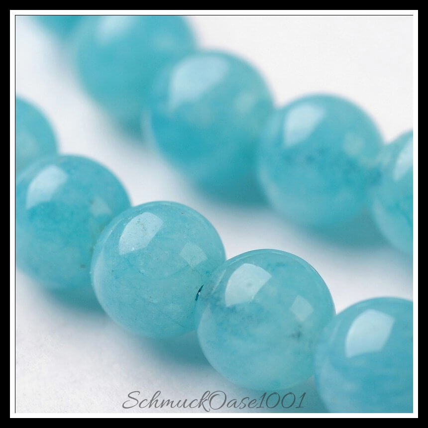 Natursteinperlenstränge – nachahmung aquamarin / ø4 mm / 3 stränge, aus naturstein / rund, gefärbt, aquamarin-imitation in der farbe blau und größe ø4 mm, loch: 1 mm, ca. 95 stück / 14.9" / 3 stränge, ausdrucksstark und ideal für auffällige designs