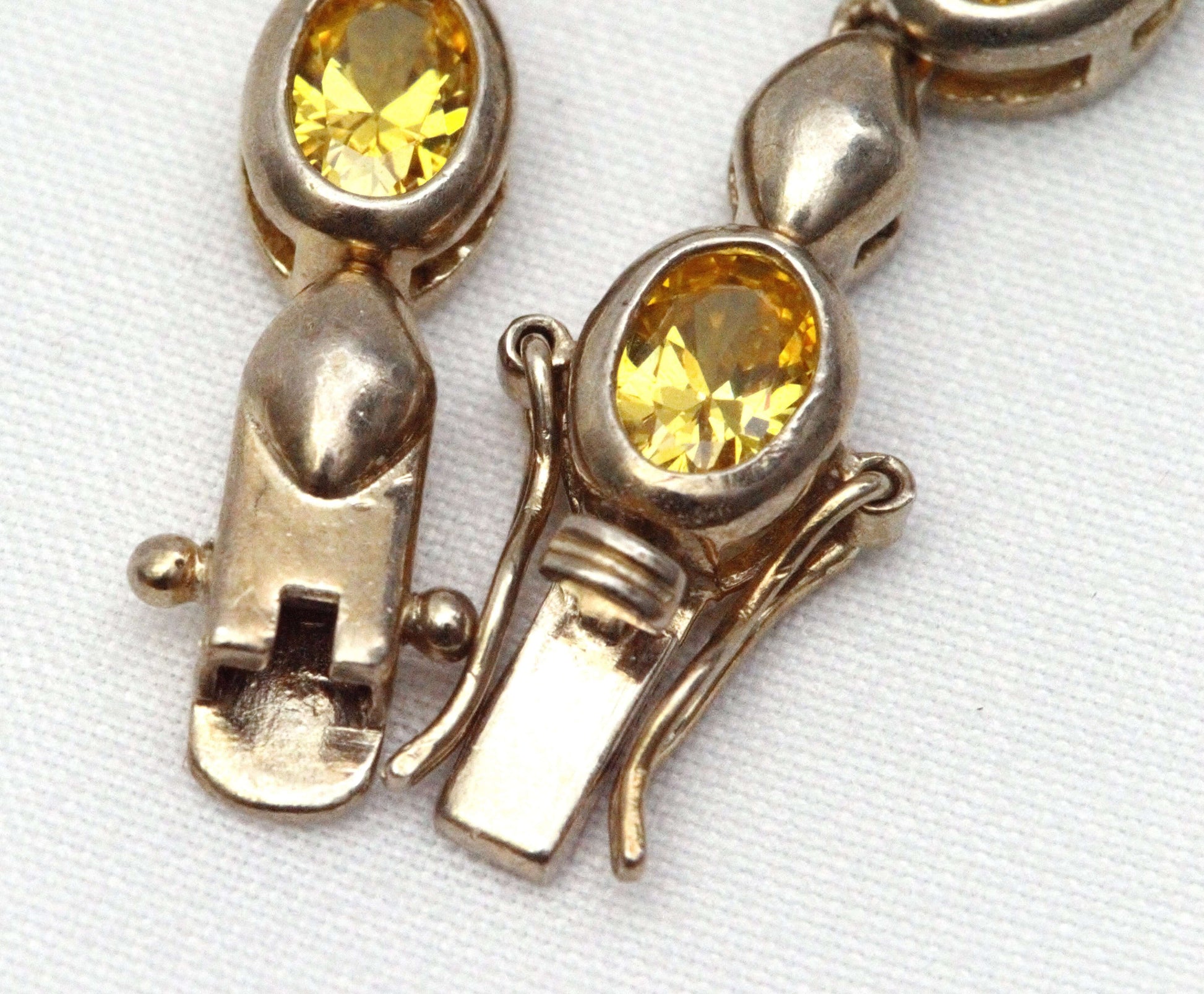 Exklusives 925er silber collier mit vergoldung und seltenem goldenem tansanit, zusätzliches detailbild