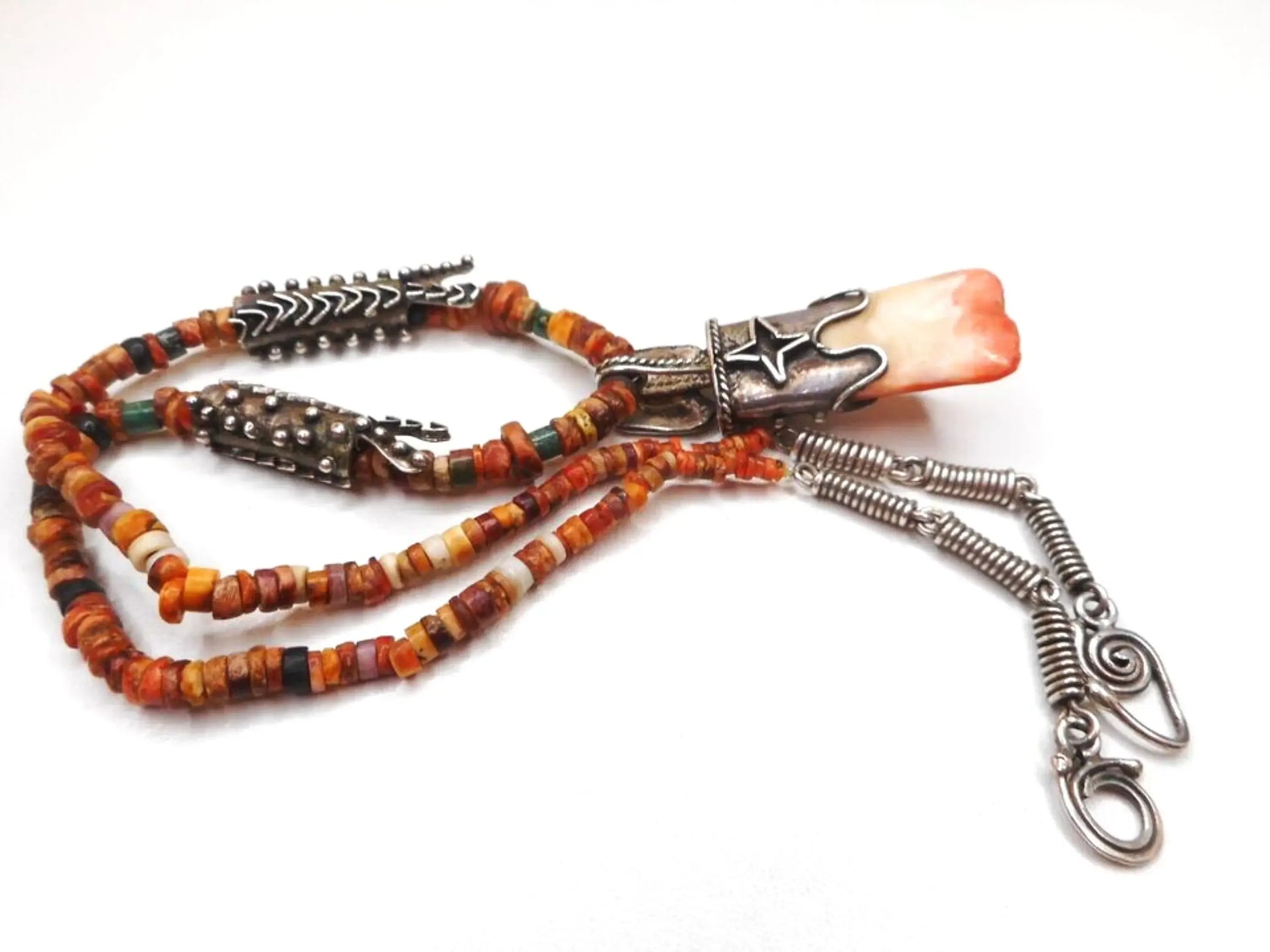 Antike berber-halskette – ethnischer schmuck aus marokko mit koralle & silber, zusätzliches detailbild