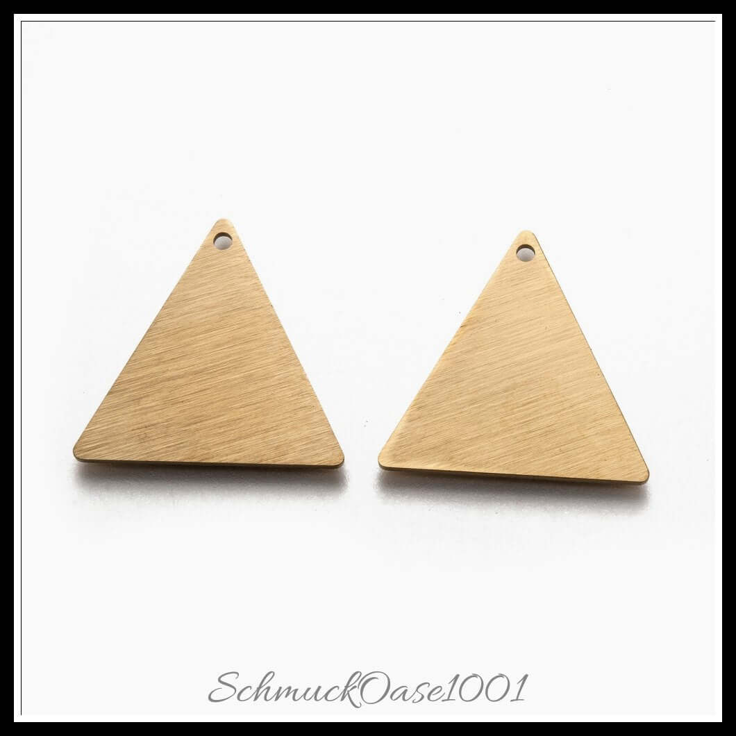 Edelstahl anhänger – dreieck – laserschnitt / 25x25x1 mm – 4–8 stück, in der farbe edelstahl 304, dreieck, laserschnitt, doppelseitig, stempelbar, ip-beschichtet, wunderschön für dekorative akzente in schmuckprojekten