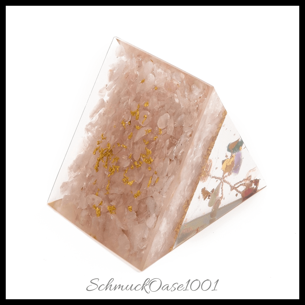 Orgonit pyramide mit natürlichen edelsteinen und metall – verschiedene varianten verfügbar (1 stk.), aus harz / mit edelstein- und metallzubehör in der farbe auswahl und größe 49x49x48.5 mm