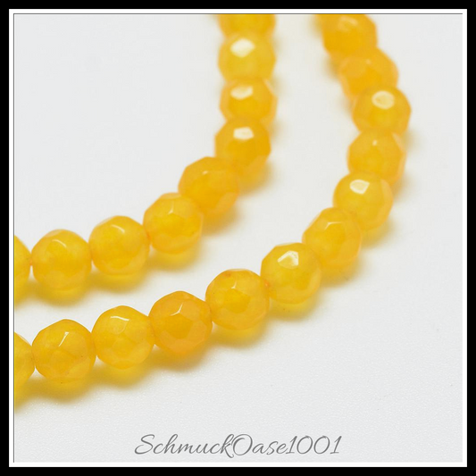 Natürliche jadeperlen, gefärbt, facettiert – rund, 4 mm, verschiedene farben, in der farbe natuerliche weisse jade, gefaerbt, facettiert, rund, ausdrucksstark und ideal für auffällige designs