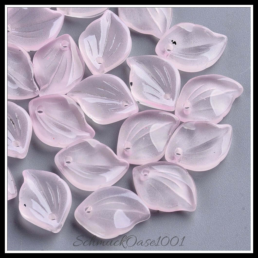 Spray painted glasanhänger – blatt / 16x11.5x3.5 mm – 50 stück, in der farbe glas, spray painted, transparent, blatt, wunderschön für dekorative akzente in schmuckprojekten