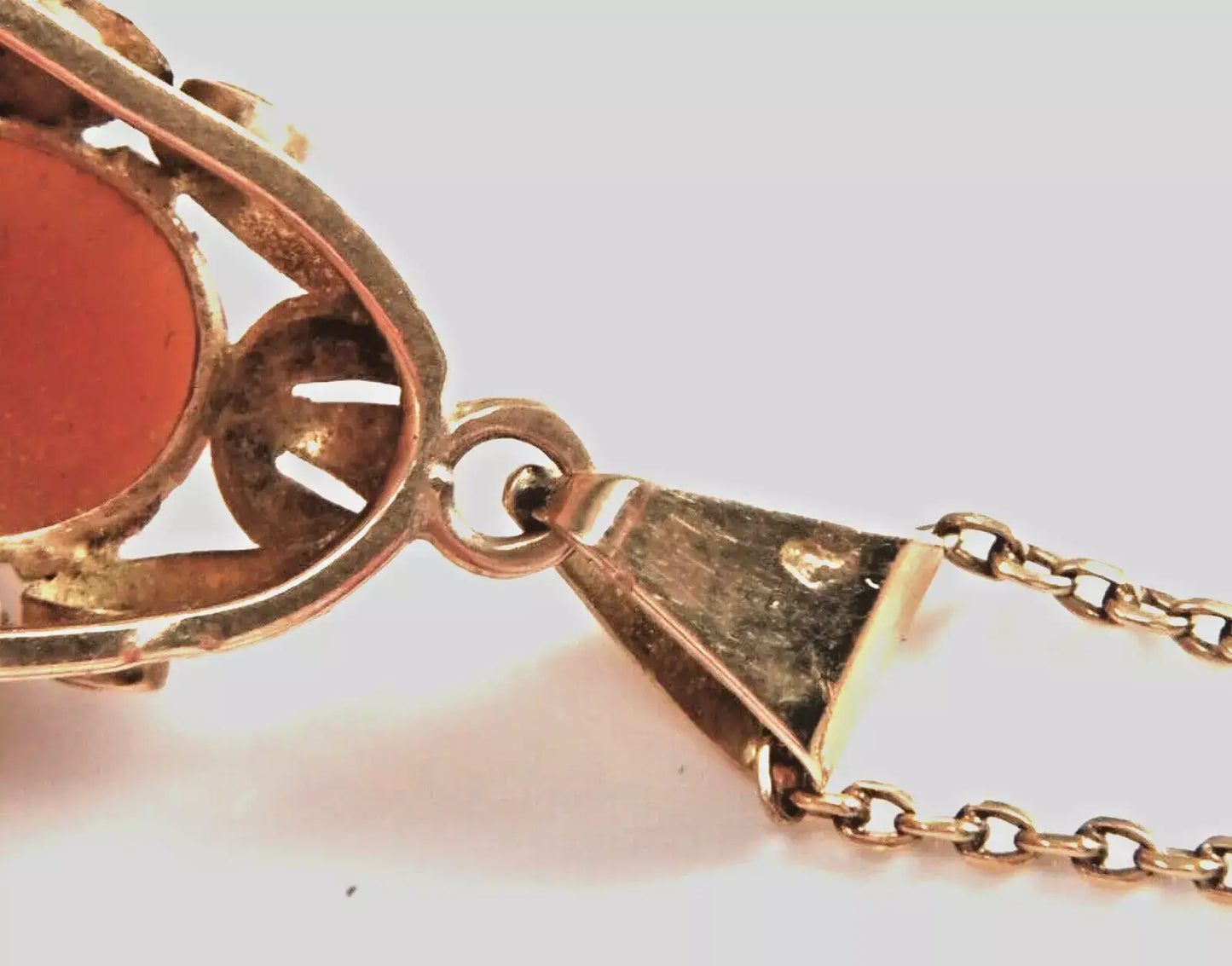 Exklusiver jugendstil-anhänger aus 585er gold mit kamee – luxus und romantik vereint, zusätzliches detailbild